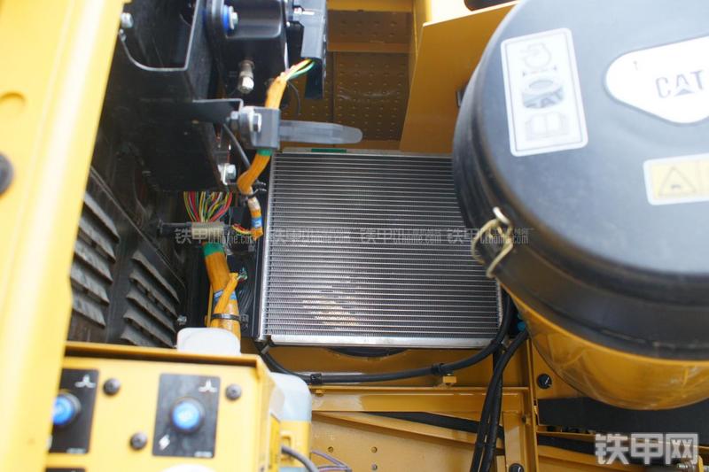 卡特彼勒336D液压挖掘机局部