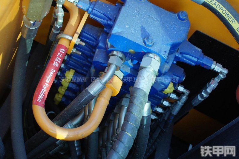 三一重工SY65C-9挖掘机局部