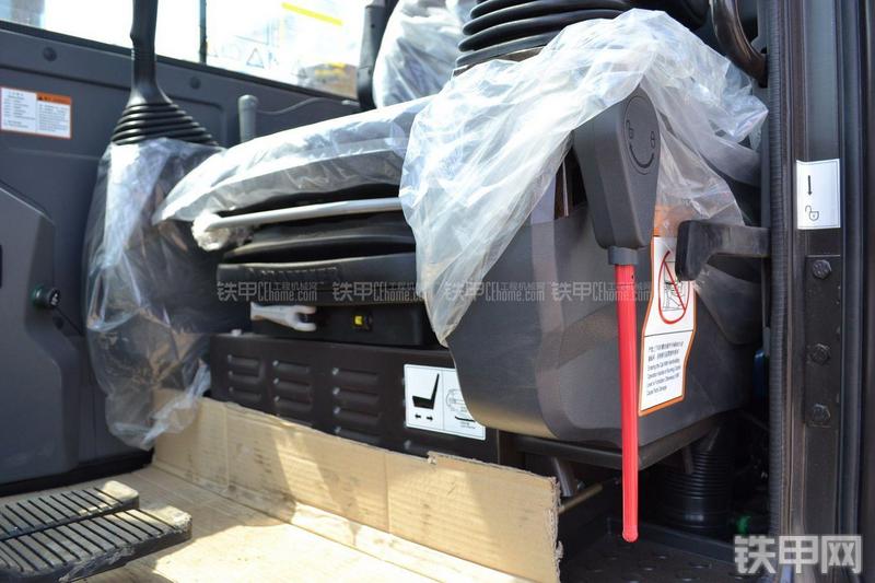 三一重工SY60C-9挖掘机局部