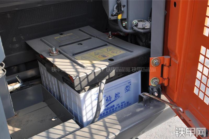 日立ZX70-5G挖掘机局部