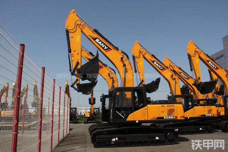 三一重工SY235C-9挖掘机整机外观