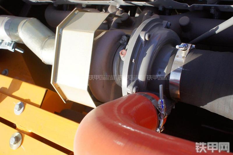 三一重工SY305C-9H挖掘机局部