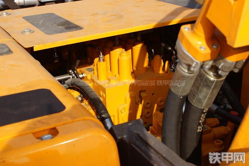 三一重工SY195C-9挖掘机局部