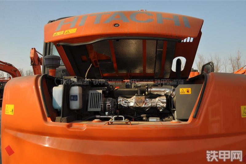 日立ZX70-5G挖掘机局部