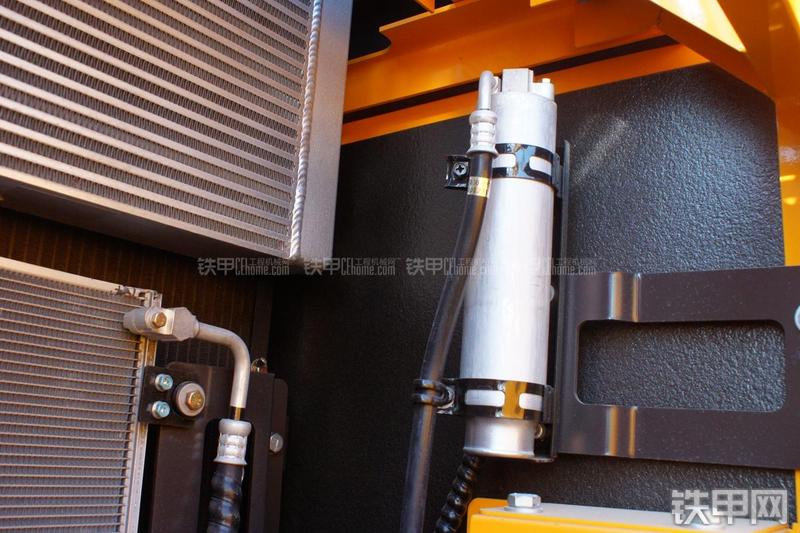 三一重工SY235C-9挖掘机局部