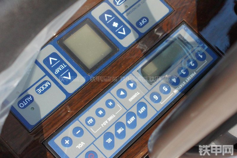 三一重工SY65C-9挖掘机局部