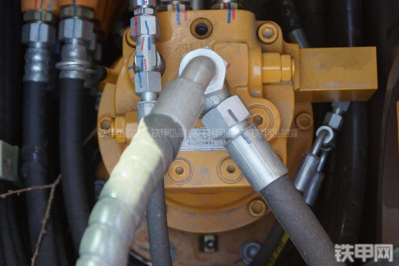 三一重工SY65C-9挖掘机局部