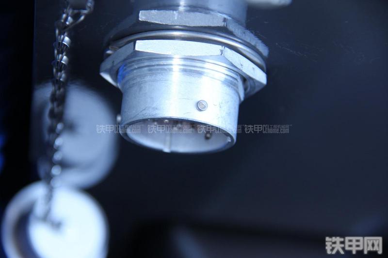 三一重工SY305C-9H挖掘机局部