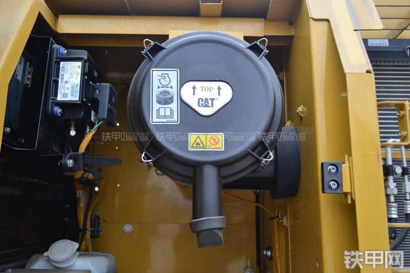 卡特彼勒320D2液压挖掘机局部