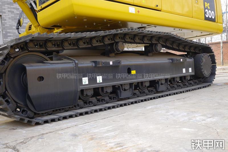 小松PC300-7挖掘机局部