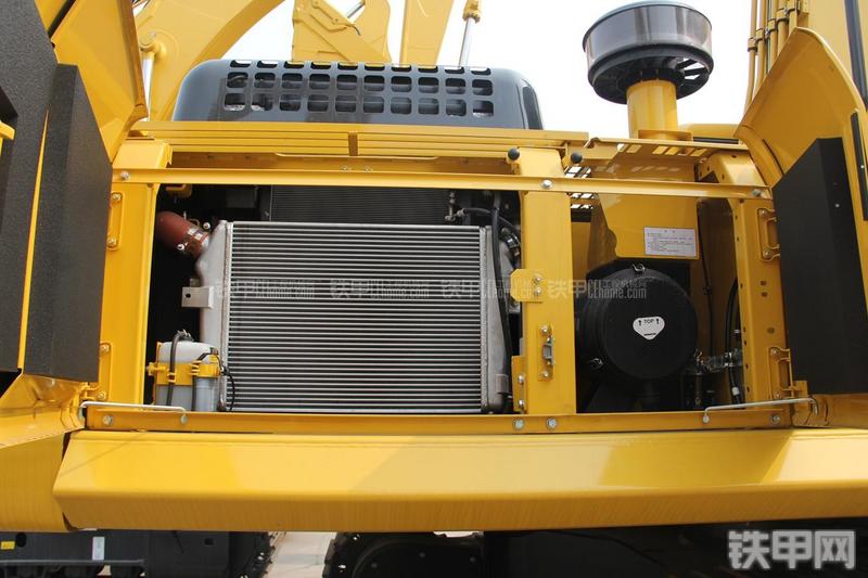 小松PC360-7挖掘机局部