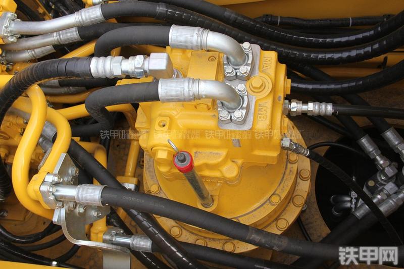 小松PC360-7挖掘机局部