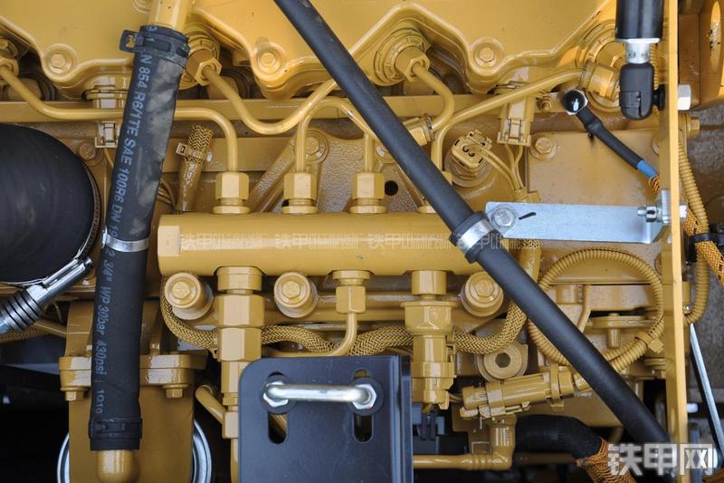 卡特彼勒M315D2挖掘机局部