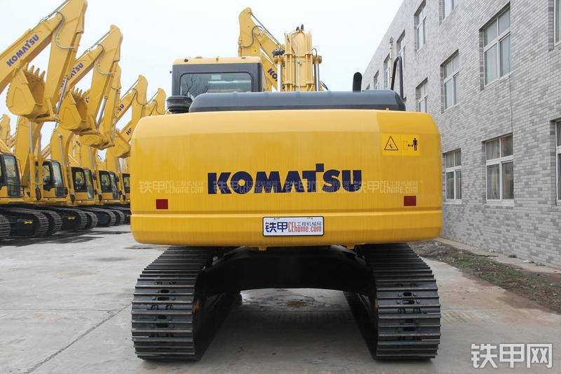 小松PC160LC-7挖掘机整机外观