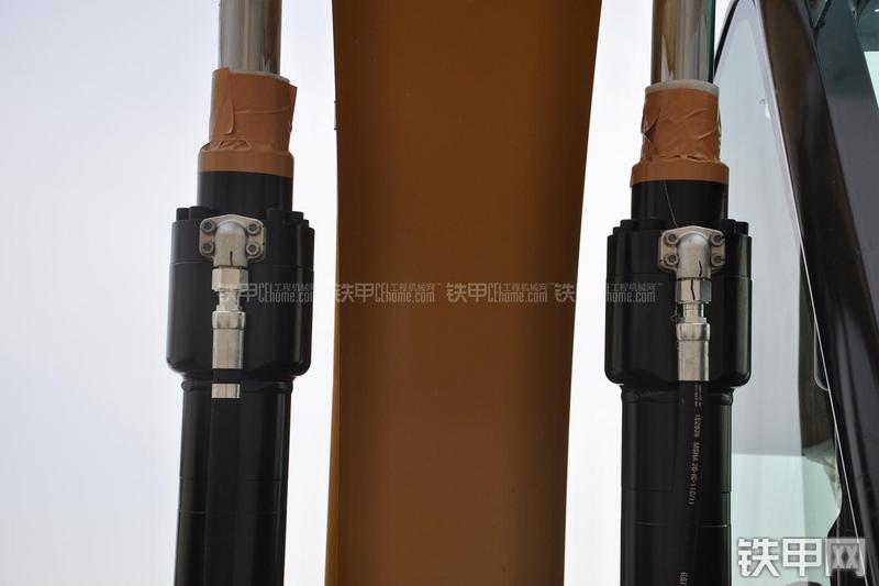 卡特彼勒M315D2挖掘机局部