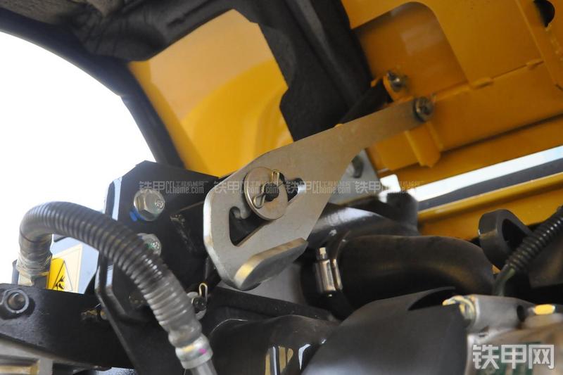 小松PC60-8B挖掘机局部