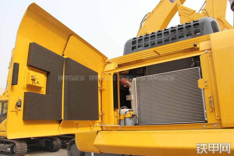 小松PC360-7挖掘机局部