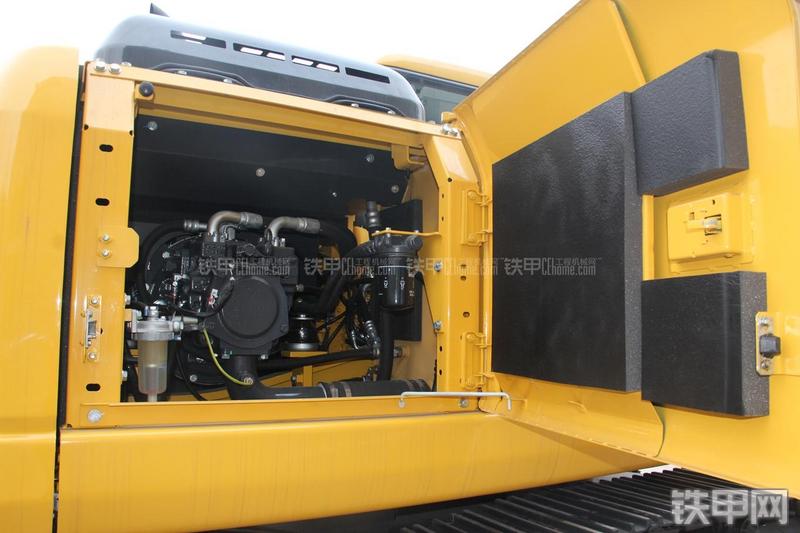 小松PC160LC-7挖掘机局部