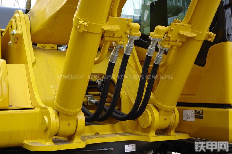 小松PC300-7挖掘机局部