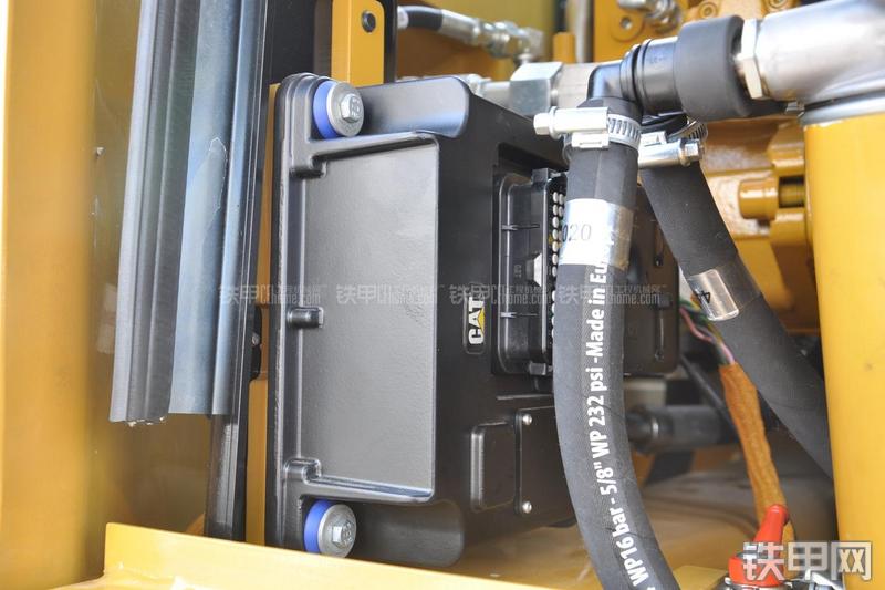 卡特彼勒M315D2挖掘机局部