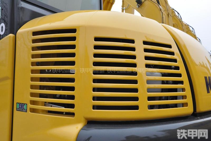 小松PC60-8B挖掘机局部