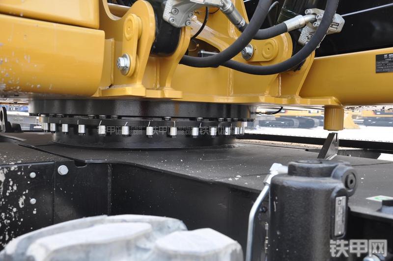 卡特彼勒M315D2挖掘机局部