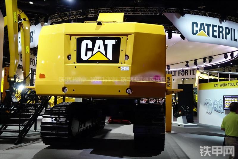 卡特彼勒390FLME挖掘机整机外观