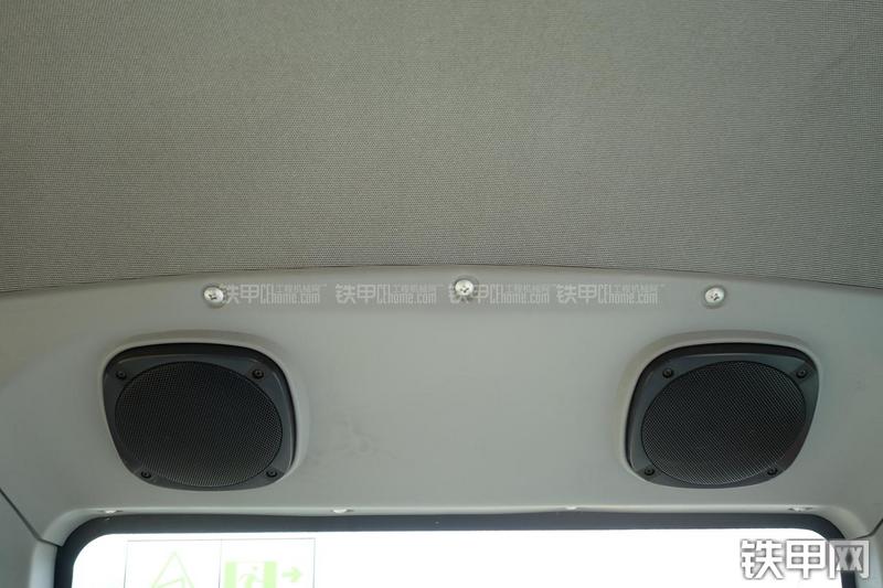 徐工XE215CA挖掘机局部