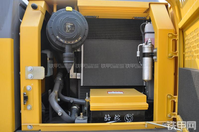 徐工XE135B挖掘机局部