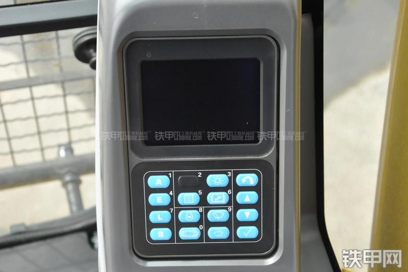 小松PC270-7挖掘机局部