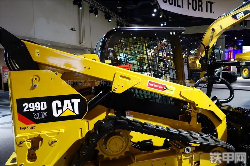 卡特彼勒299D-XHP滑移装载机局部
