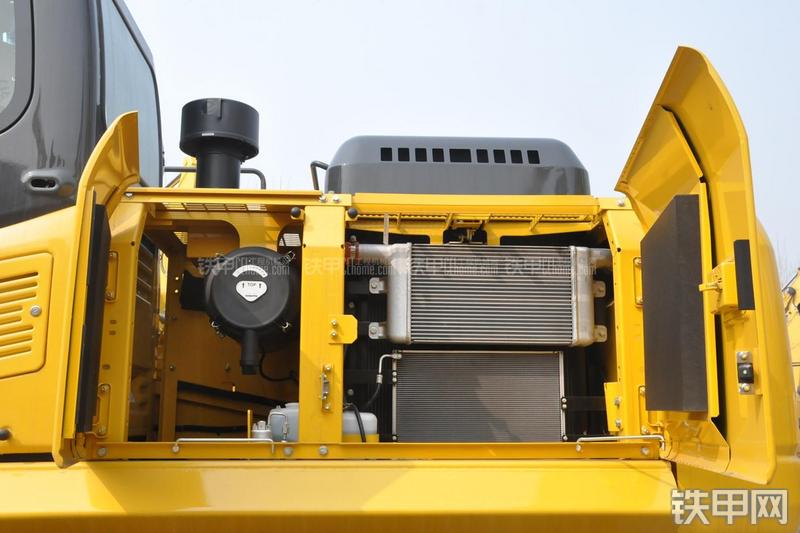 小松PC270-7挖掘机局部