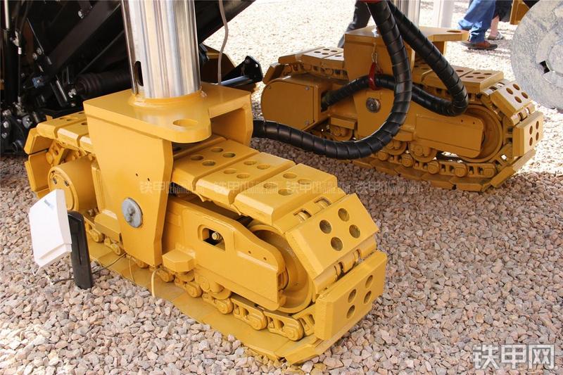 卡特彼勒PM200铣刨机局部