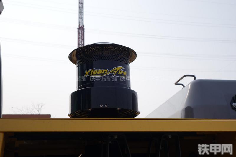 徐工XE265C挖掘机局部