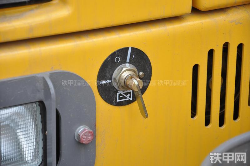 徐工XE60CA挖掘机局部