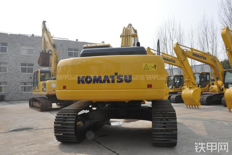 小松PC270-7挖掘机整机外观