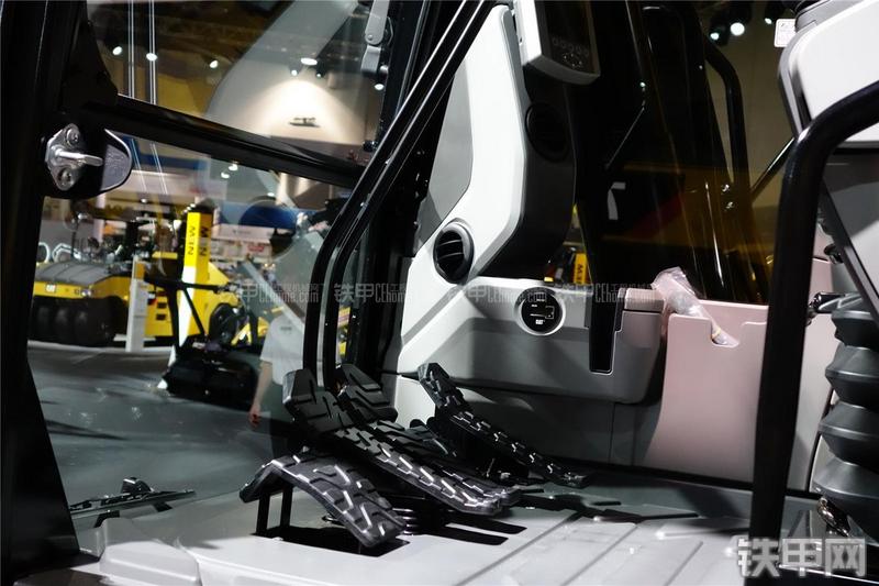 卡特彼勒336FLH挖掘机局部