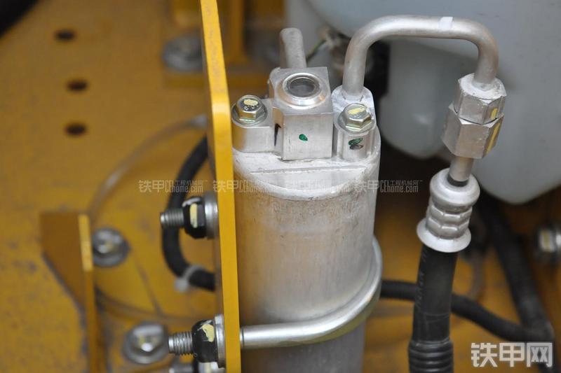 小松PC270-7挖掘机局部