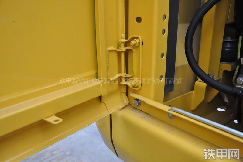 小松PC110-7挖掘机局部