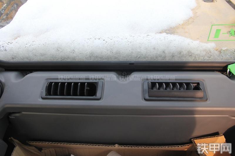 卡特彼勒349D液压挖掘机局部