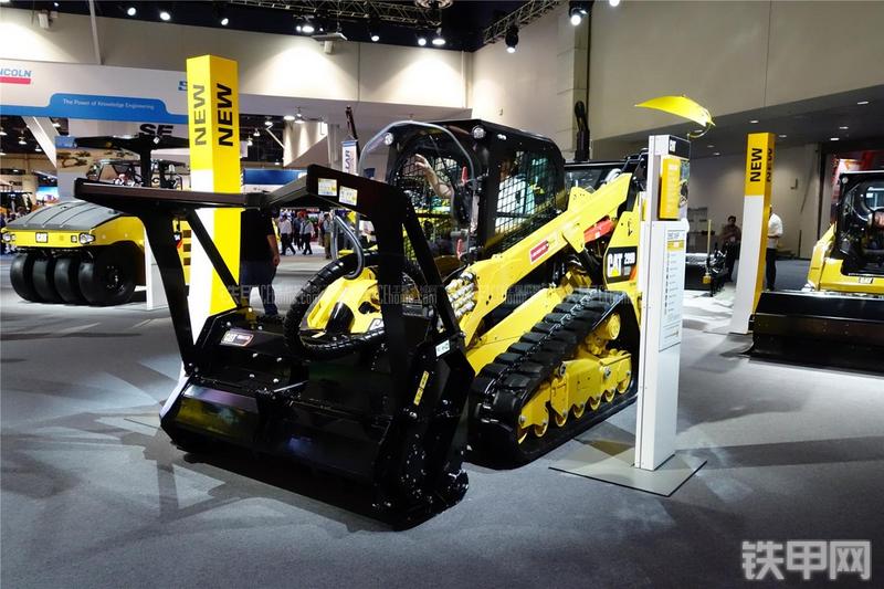 卡特彼勒299D-XHP滑移装载机整机外观