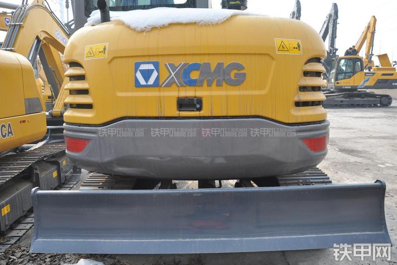 徐工XE60CA挖掘机整机外观