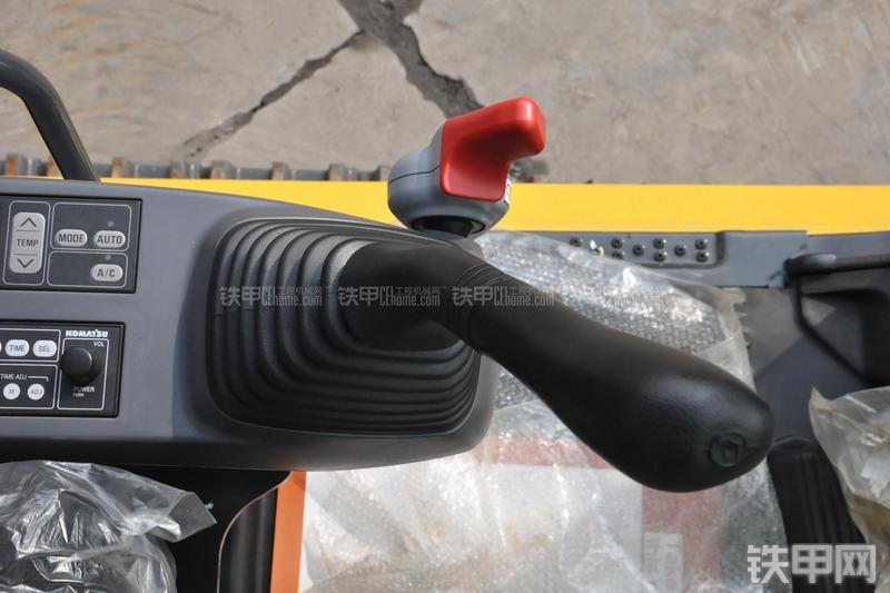 小松PC270-7挖掘机局部