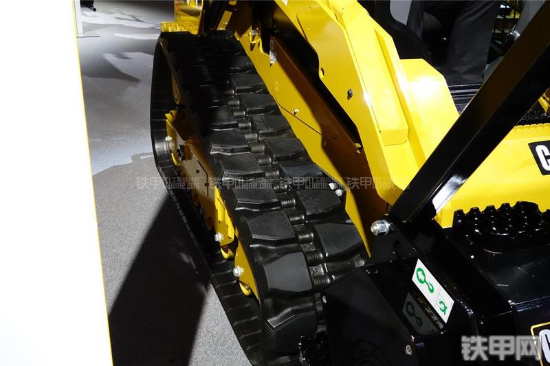 卡特彼勒299D-XHP滑移装载机局部