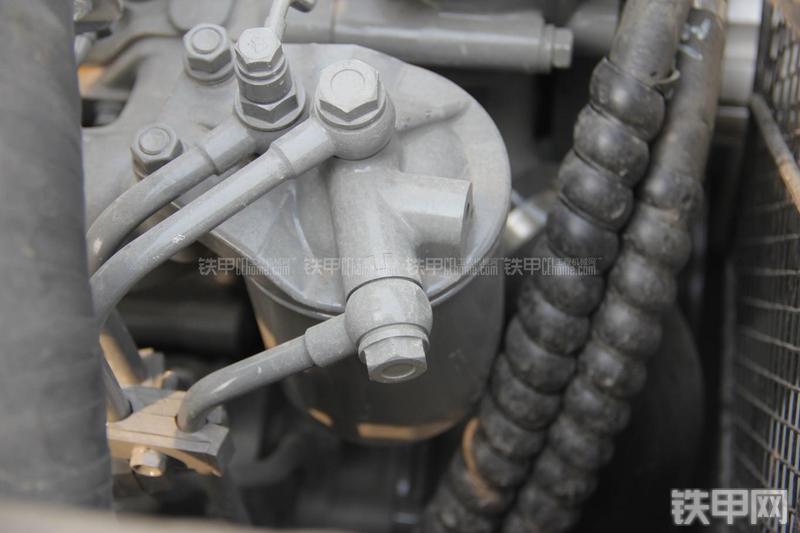 徐工XE215CA挖掘机局部