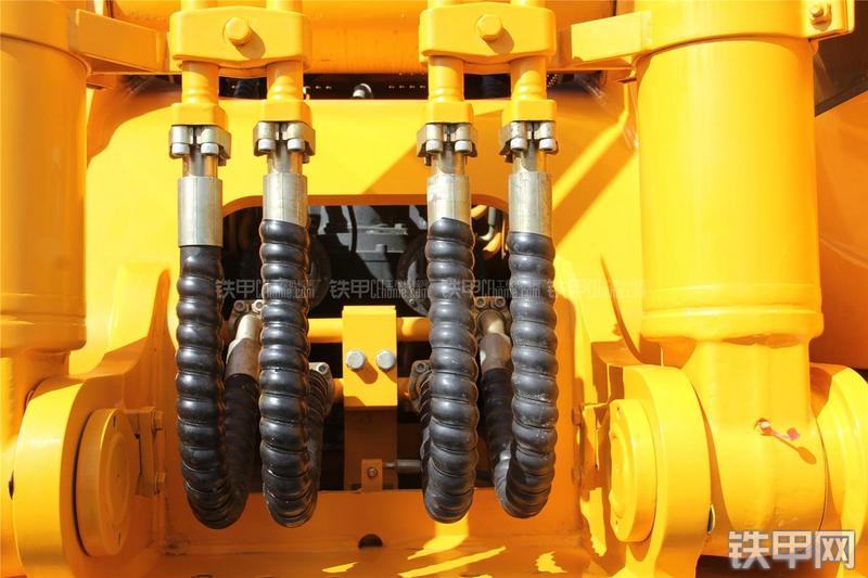 中联重科ZE360ESP挖掘机局部