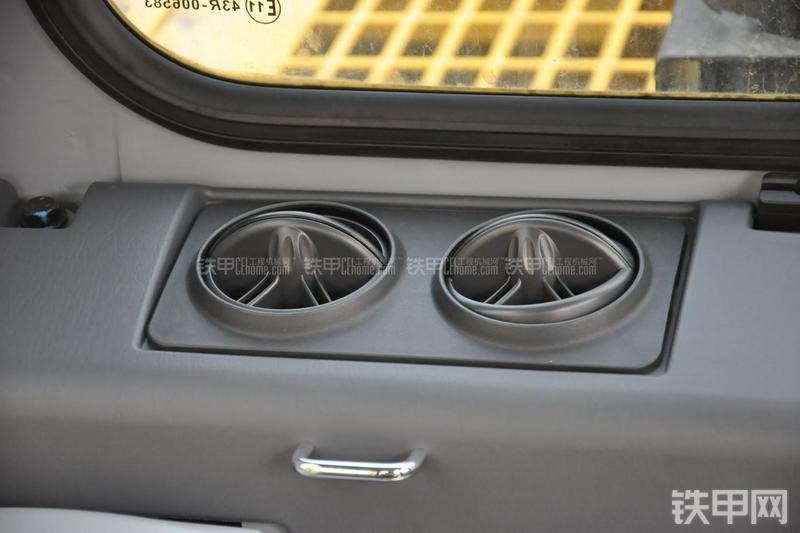 小松PC270-7挖掘机局部