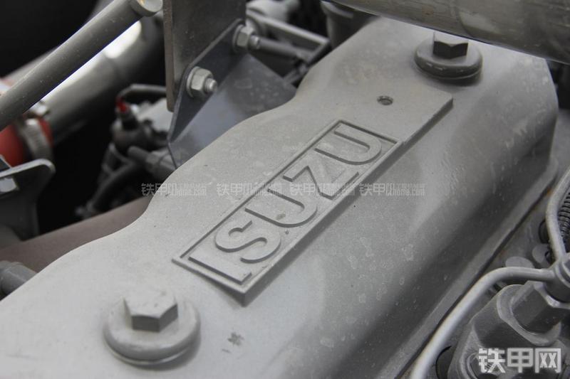 徐工XE215CA挖掘机局部