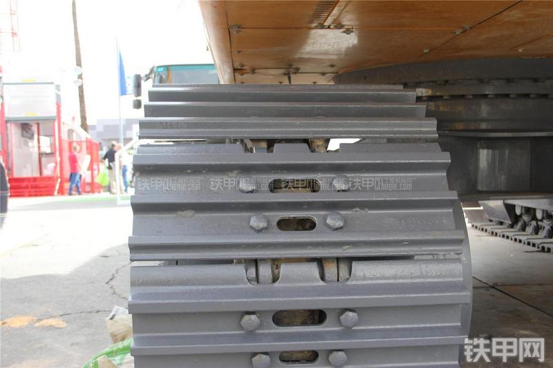 中联重科ZE360ESP挖掘机局部