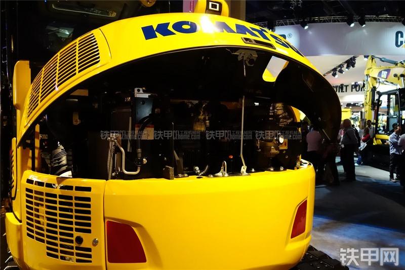 小松PC88MR-10挖掘机局部